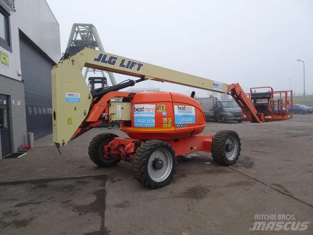 JLG 600AJ رافعات سلة مفصلية