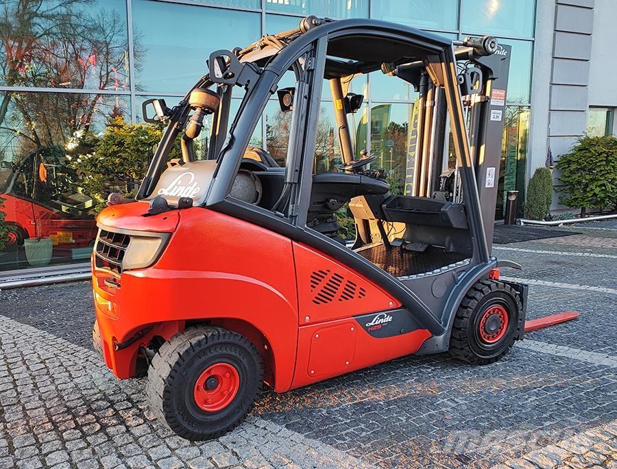 Linde H25T-02 شاحنات LPG