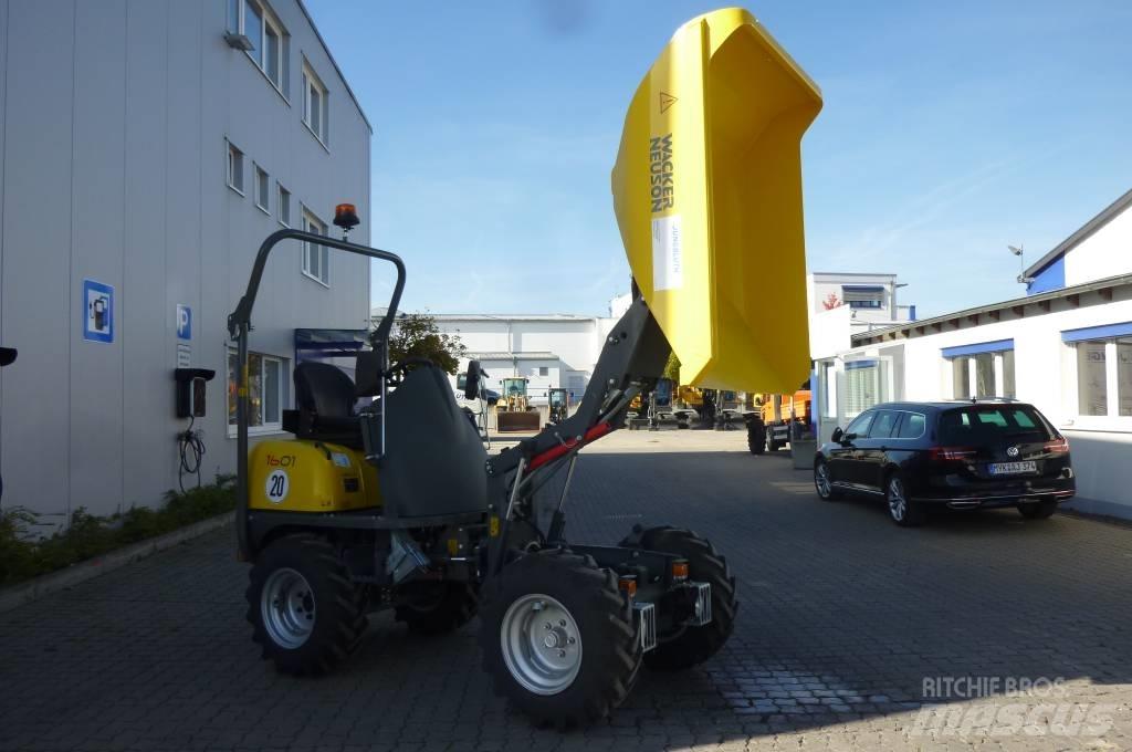 Wacker Neuson 1601 عربات نقل قلابة للمواقع