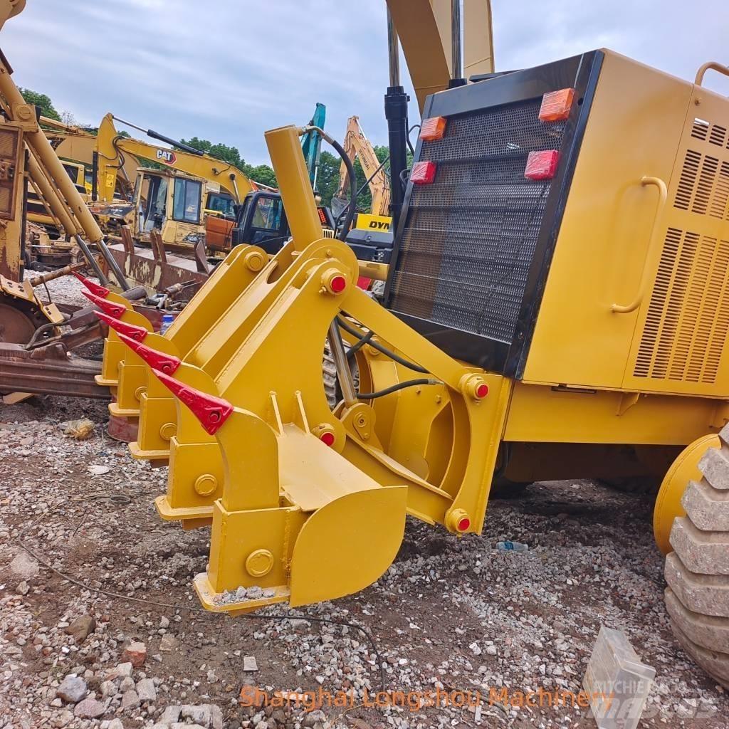 CAT 140 G معدات تمهيد الطرق