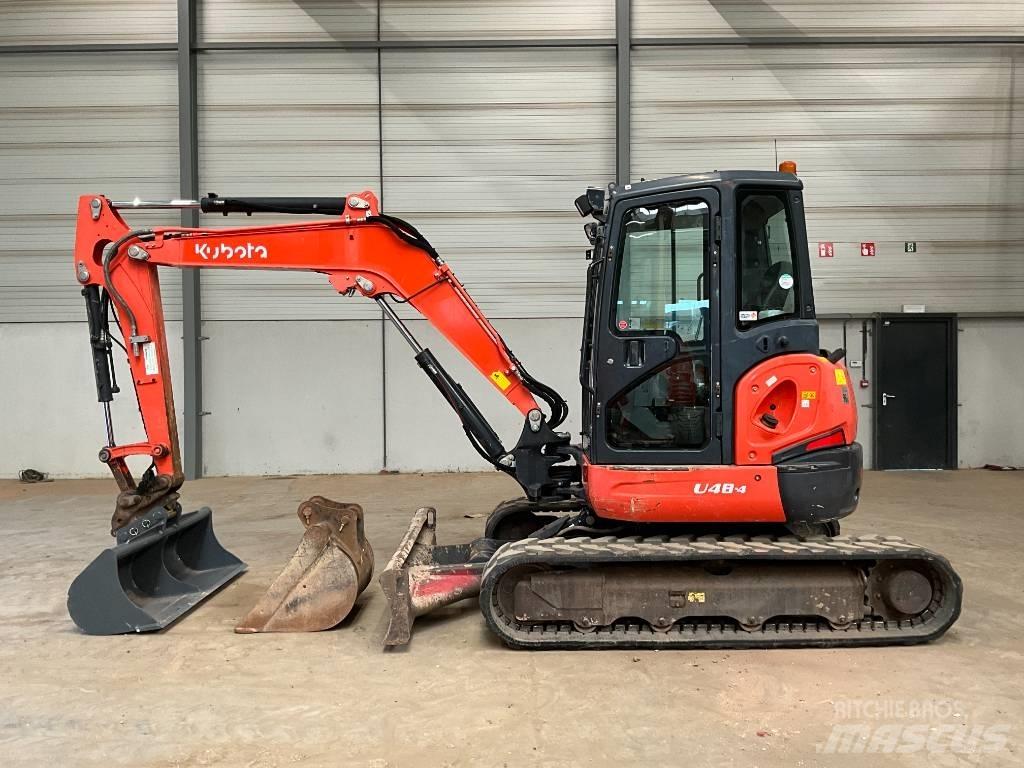 Kubota U 48-4 حفارات صغيرة أقل من 7 طن (حفارات صغيرة)