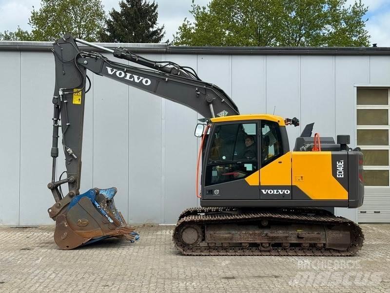 Volvo EC 140 EL حفارات زحافة