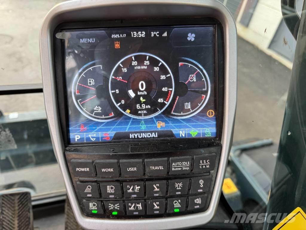 Hyundai HW 150 ACR حفارات بعجل