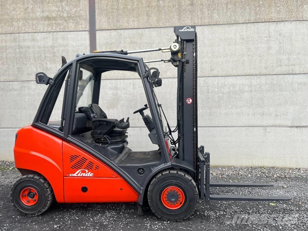 Linde H30D-01 شاحنات الديزل