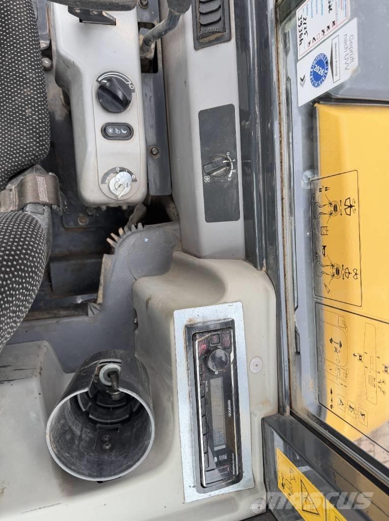 Komatsu PC 55 MR-5 حفارات صغيرة أقل من 7 طن (حفارات صغيرة)