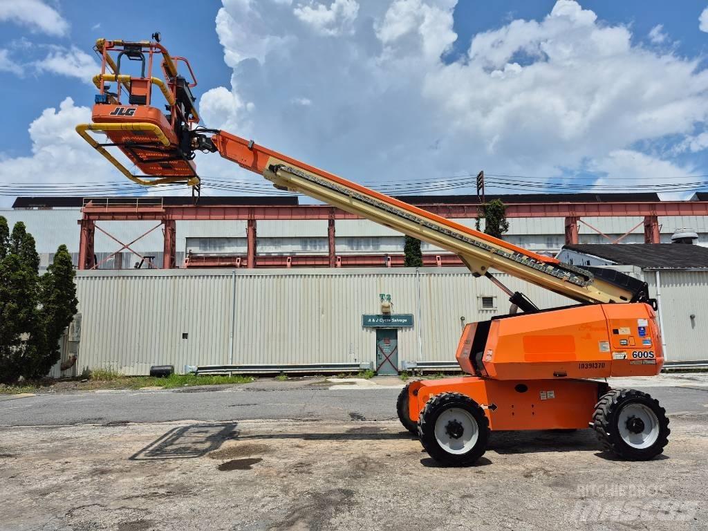 JLG 800 S رافعات سلة مفصلية