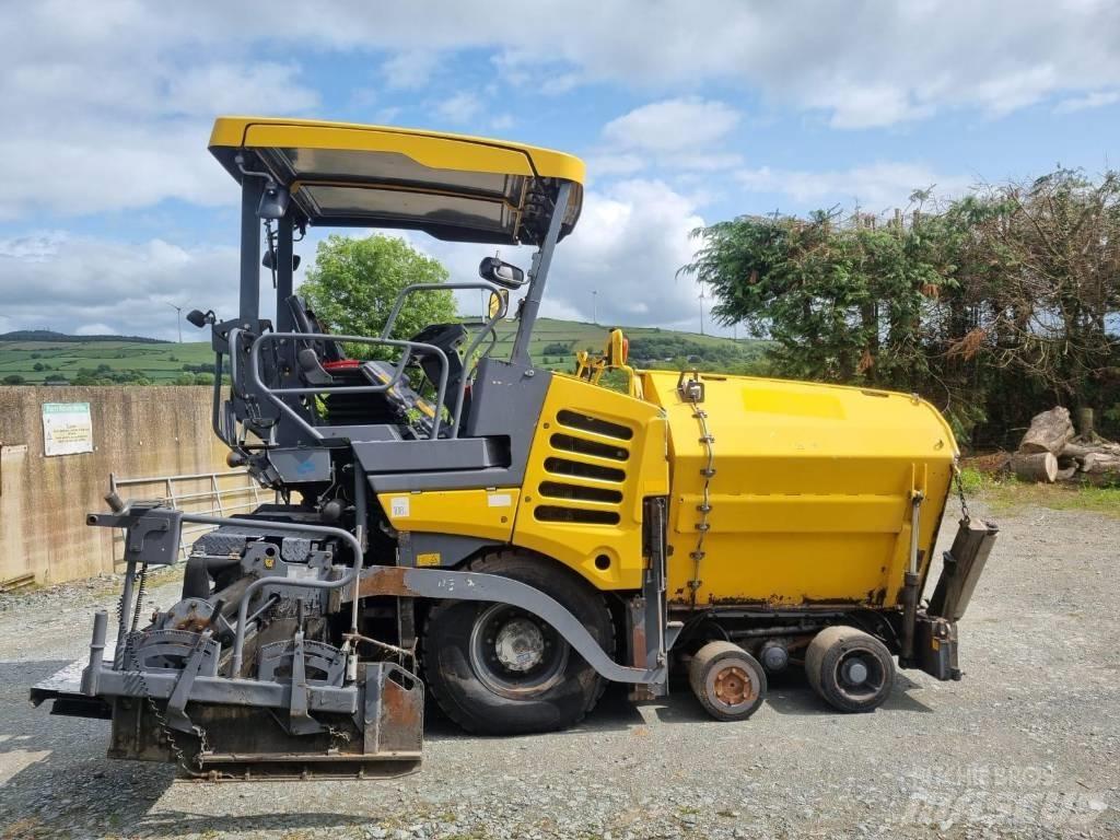 Vögele Super 1300-3i معدات السفلتة