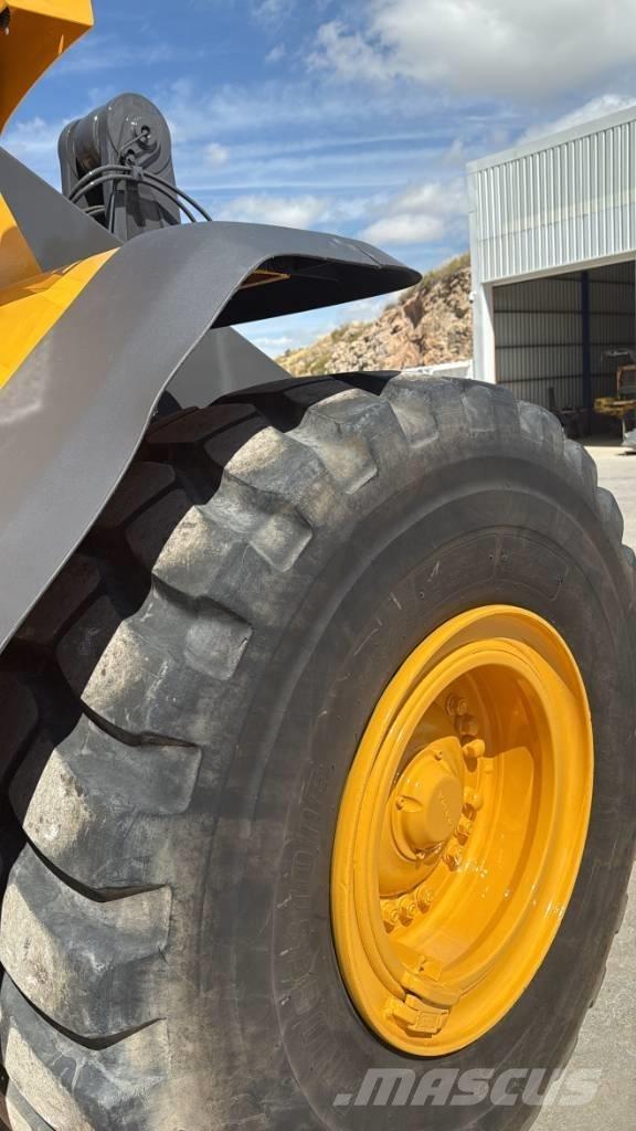 Volvo L 110 F لوادر بعجل
