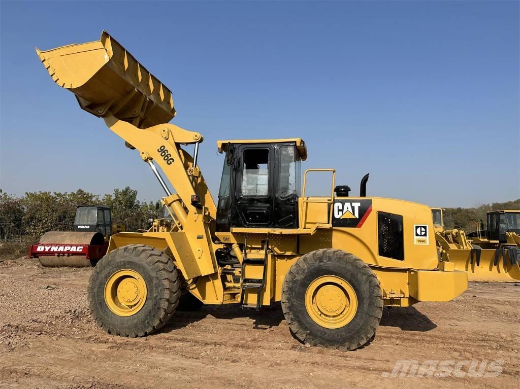 CAT 966 G لوادر بعجل