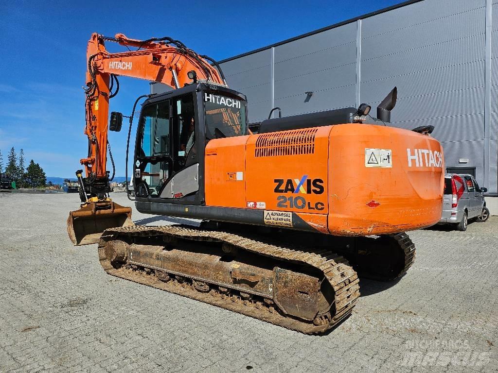 Hitachi ZX 210 LC-5 حفارات زحافة