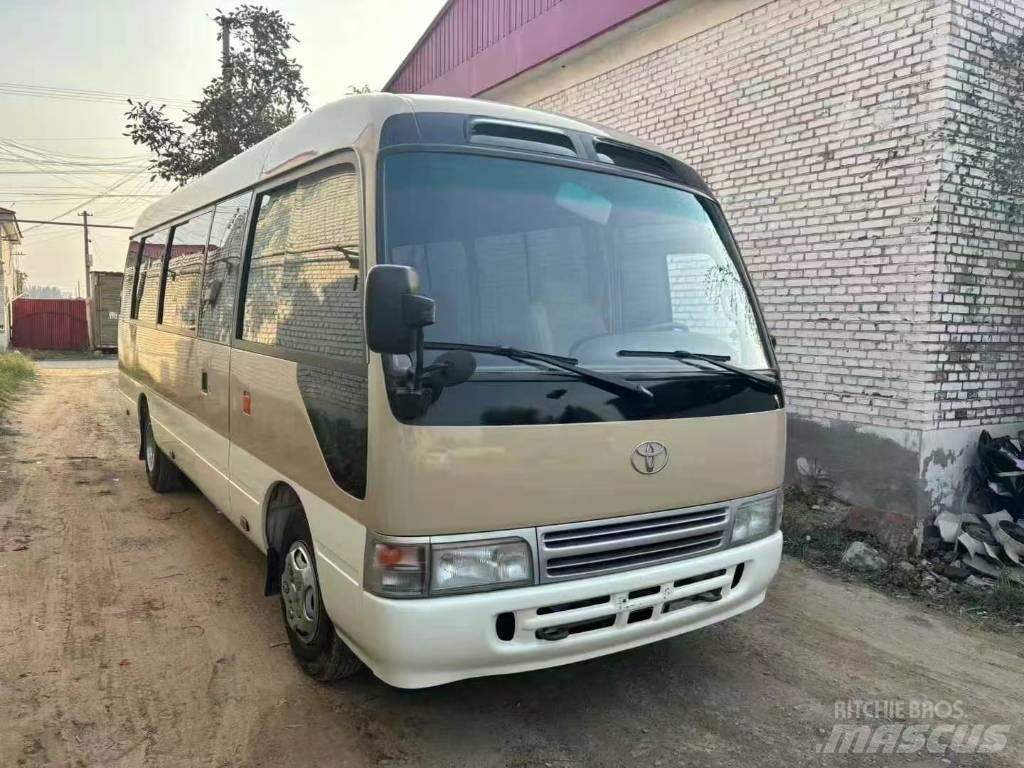 Toyota Coaster حافلة داخل المدينة