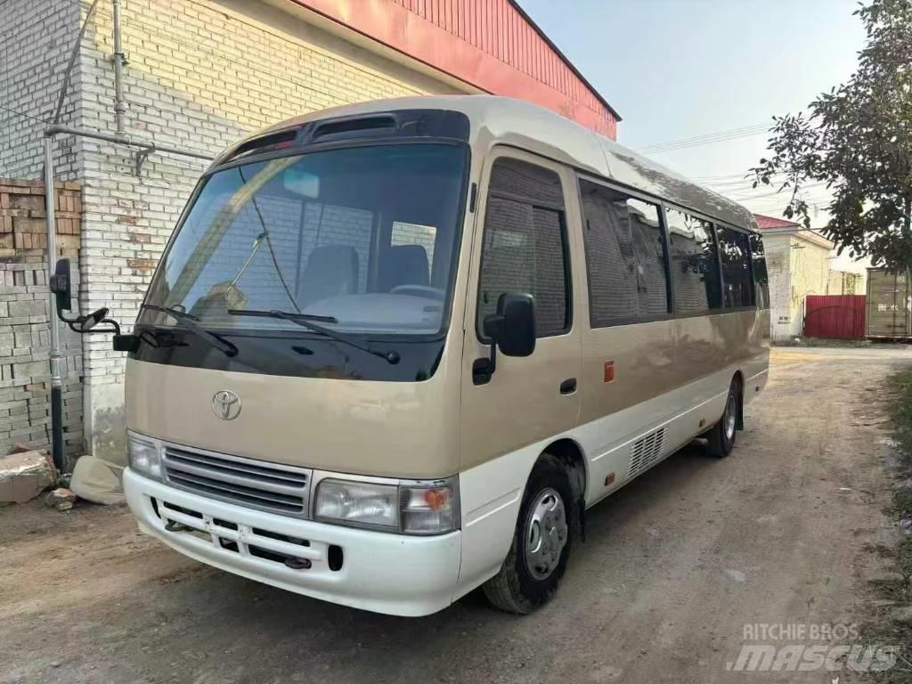 Toyota Coaster حافلة داخل المدينة