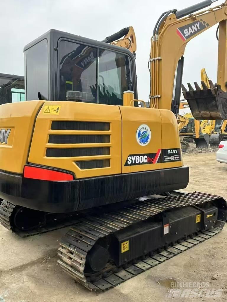 Sany SY 60 C حفارات زحافة