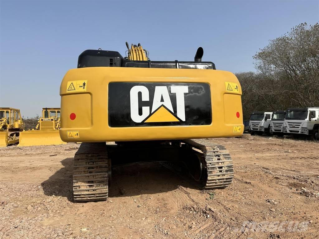 CAT 336 D2L حفارات زحافة