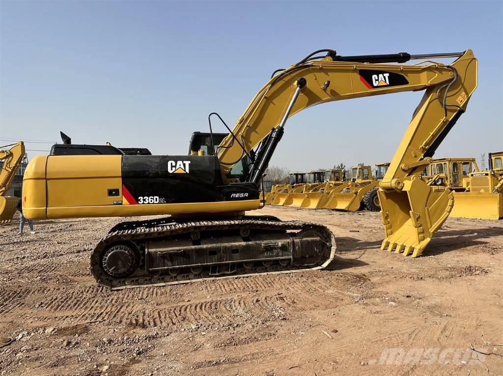CAT 336 D2L حفارات زحافة