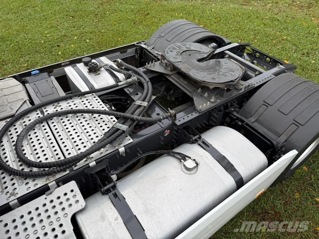 Renault T480 وحدات الجر