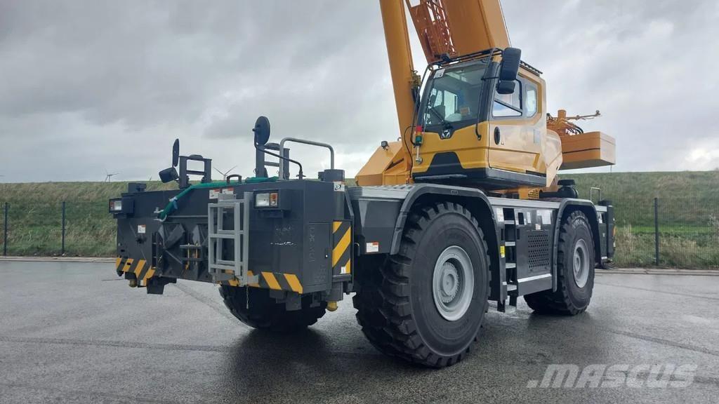 XCMG XCR90_E رافعات الطرق الوعرة