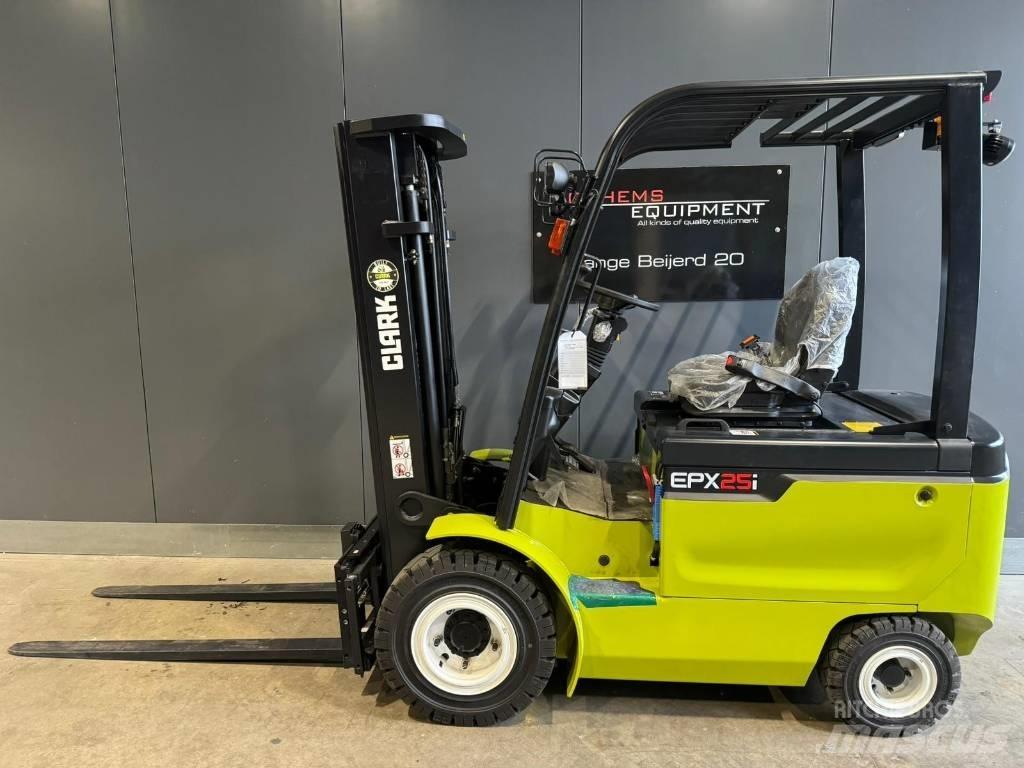Clark EPX 25 I شاحنات ذات رافعات شوكية تعمل بالكهرباء