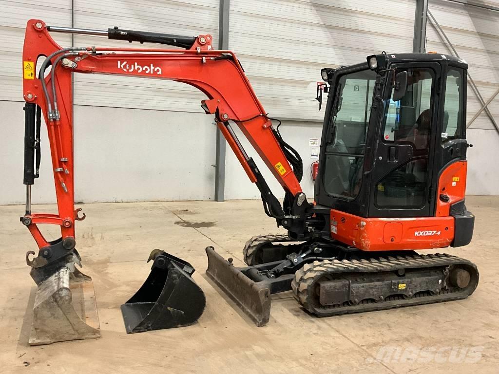 Kubota KX 037-4 حفارات صغيرة أقل من 7 طن (حفارات صغيرة)