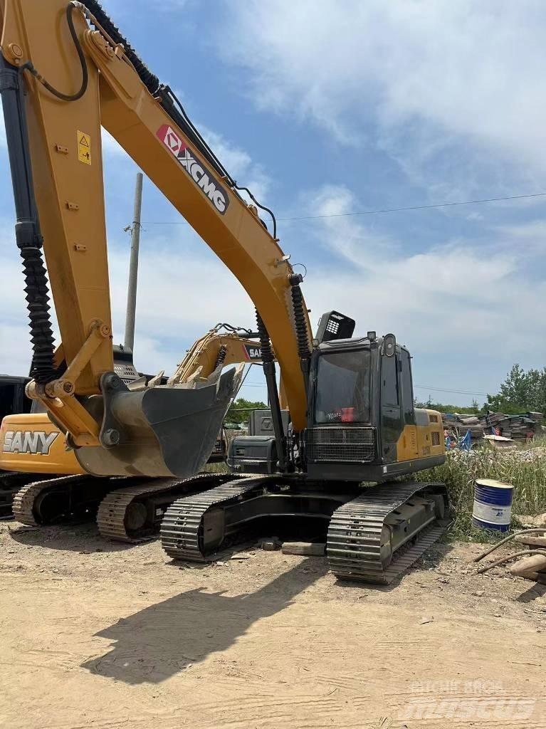 XCMG XE 215 DA حفارات زحافة