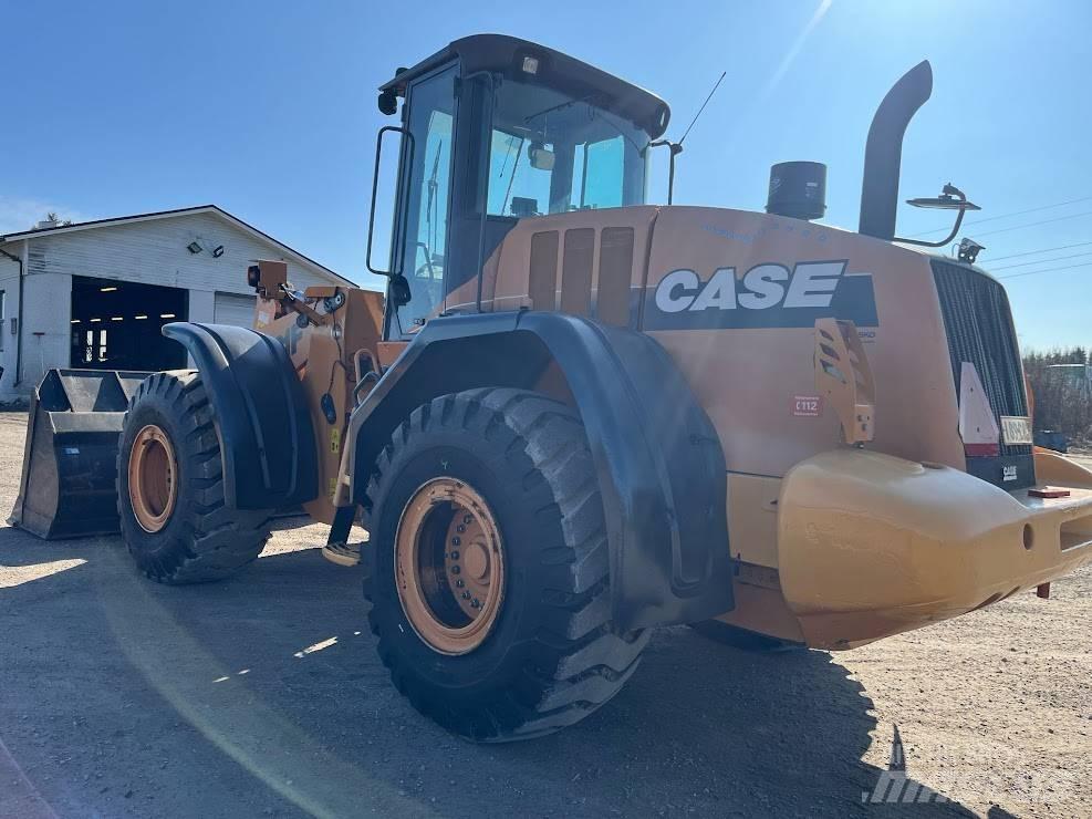 CASE 921 F لوادر بعجل