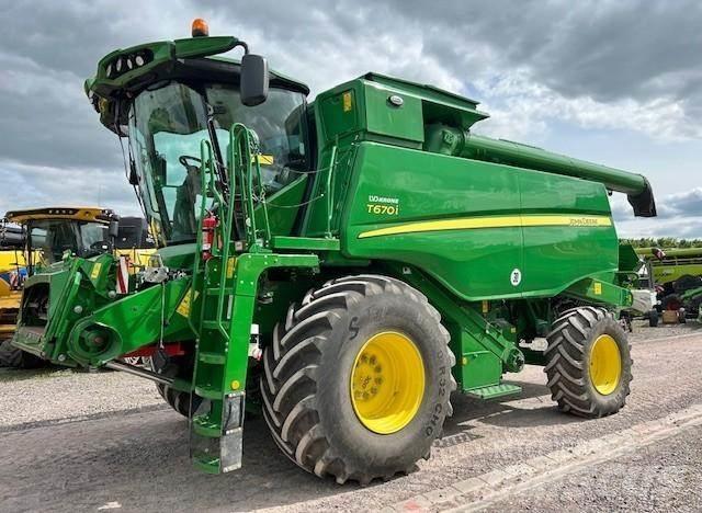 John Deere T 670 حصادات