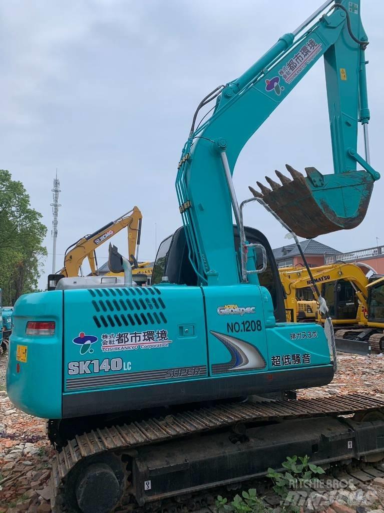 Kobelco SK 140 حفارات وسط 7 طن - 12 طن