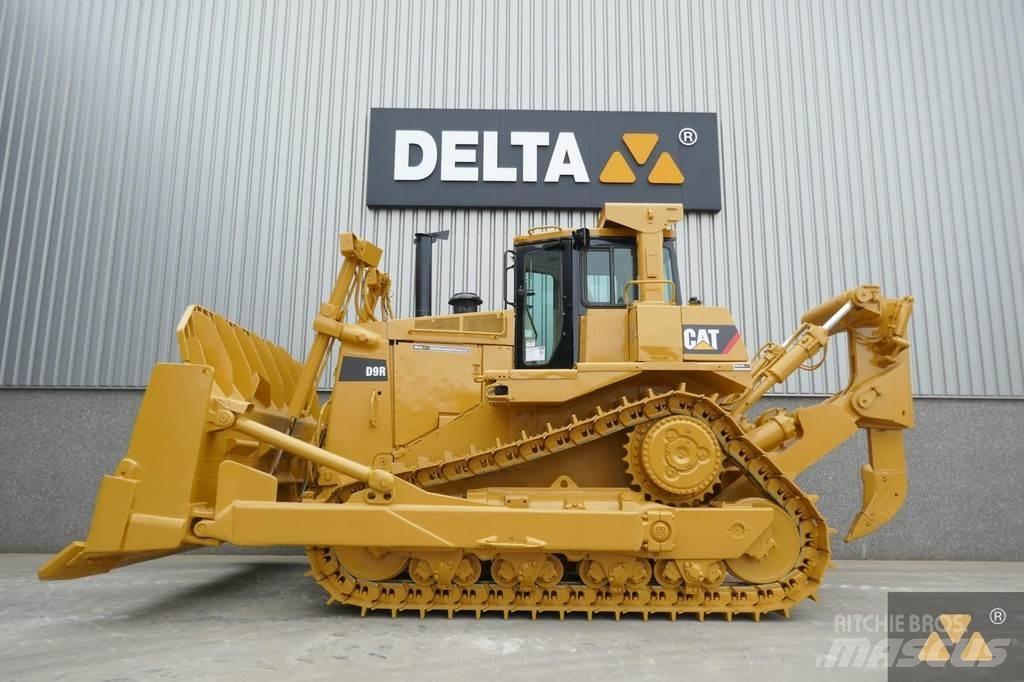 CAT D9R بلدوزرات مجنزرة