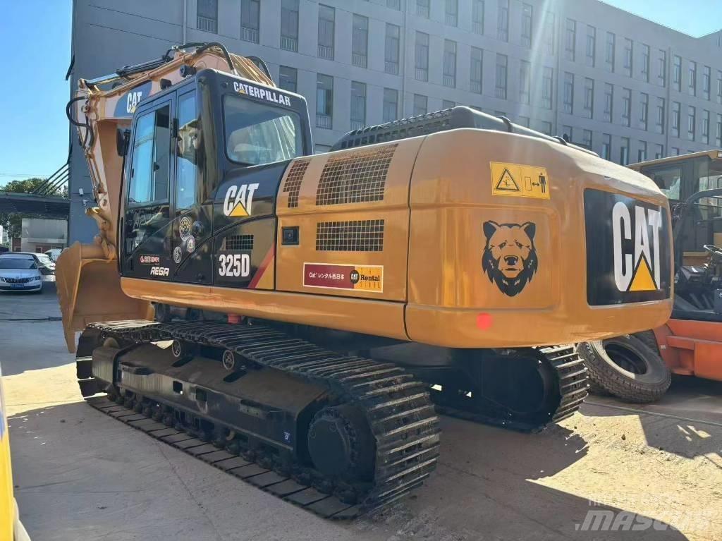 CAT 325 D حفارات زحافة