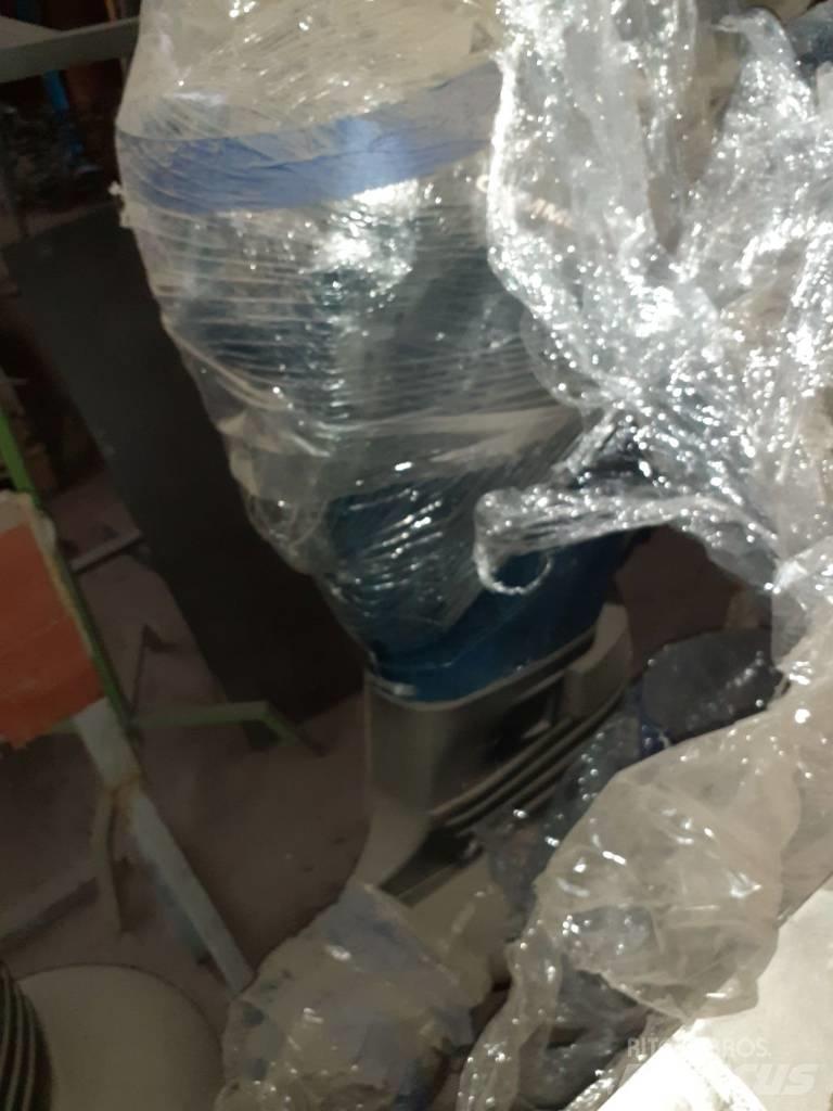  Pchacz bK 2 rob d زوارق العمل / مراكب شحن