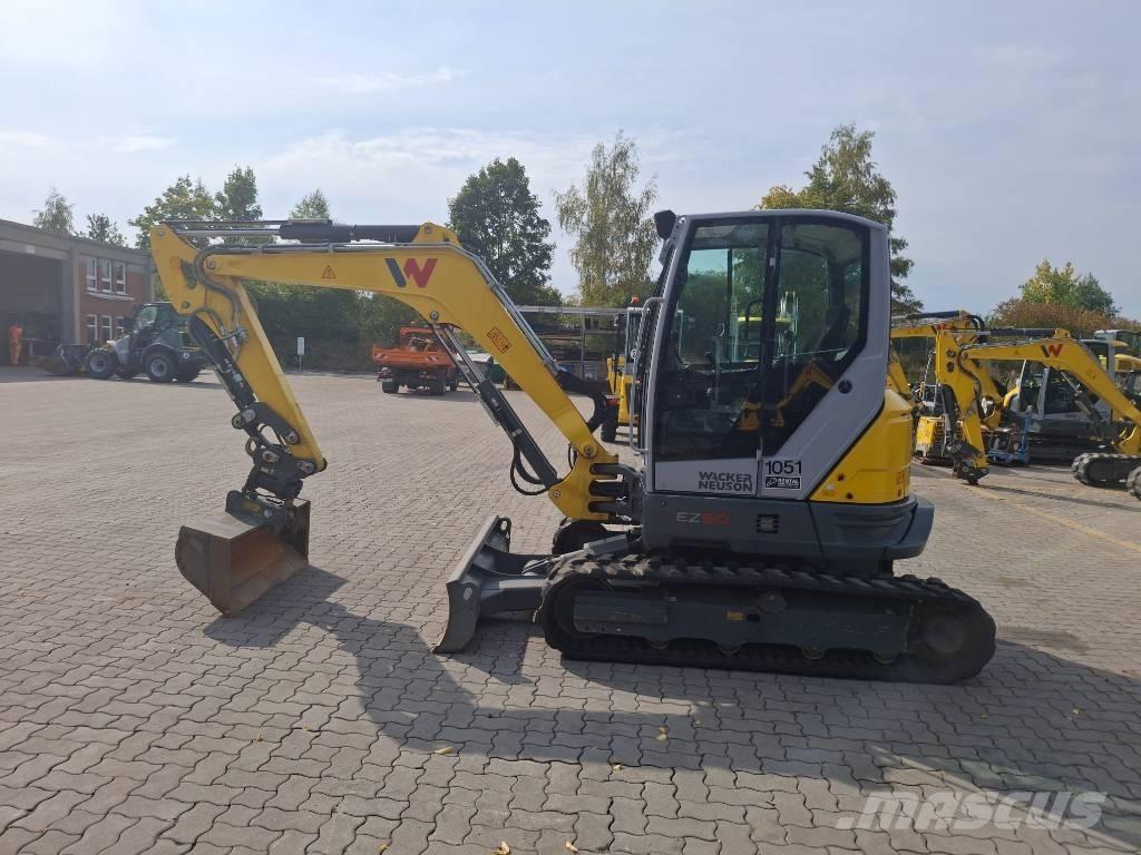 Wacker Neuson EZ50 حفارات زحافة