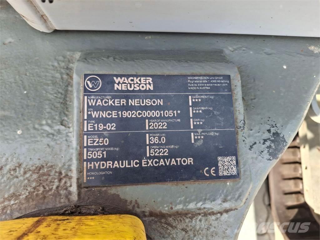 Wacker Neuson EZ50 حفارات زحافة