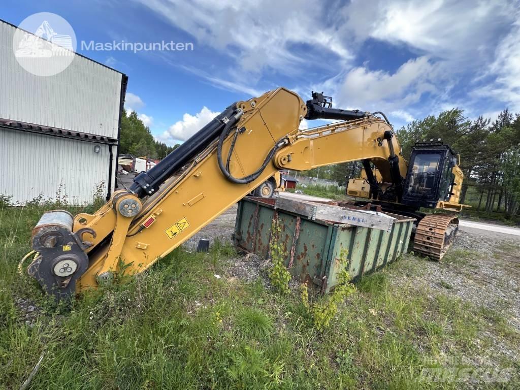 CAT 374 F L حفارات زحافة