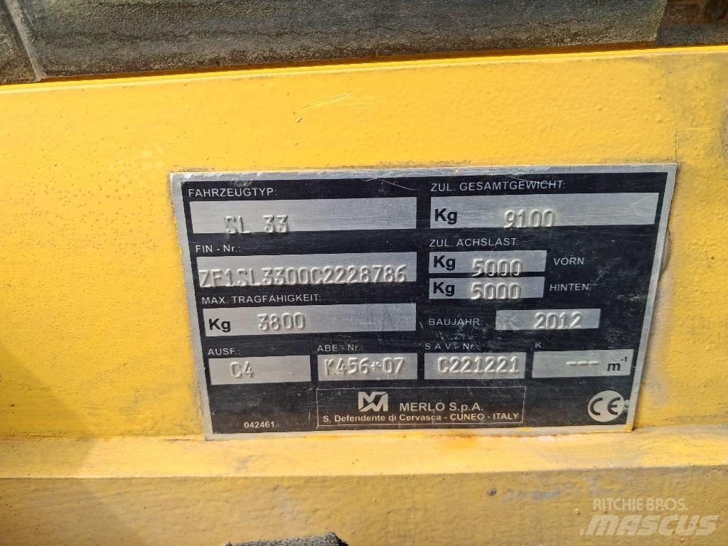 Merlo P 38.13 مناولات متداخلة
