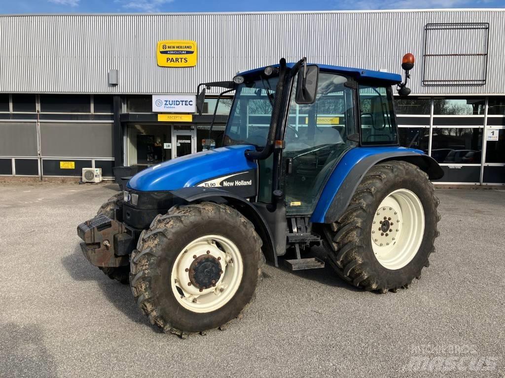 New Holland TL 90 الجرارات
