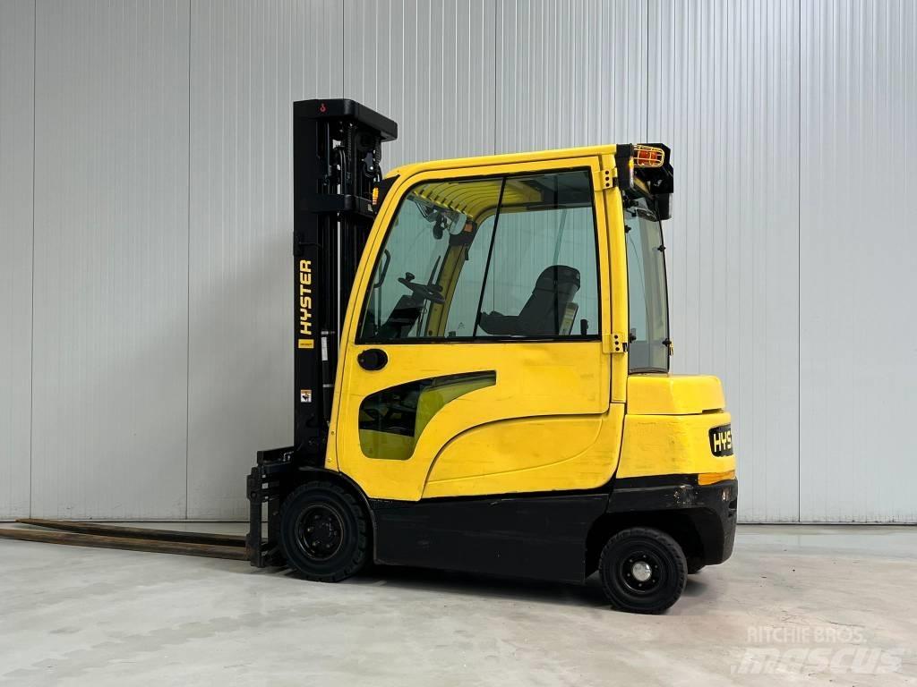 Hyster J3.5XN شاحنات ذات رافعات شوكية تعمل بالكهرباء