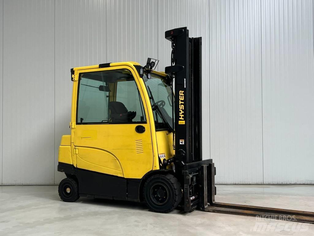 Hyster J3.5XN شاحنات ذات رافعات شوكية تعمل بالكهرباء