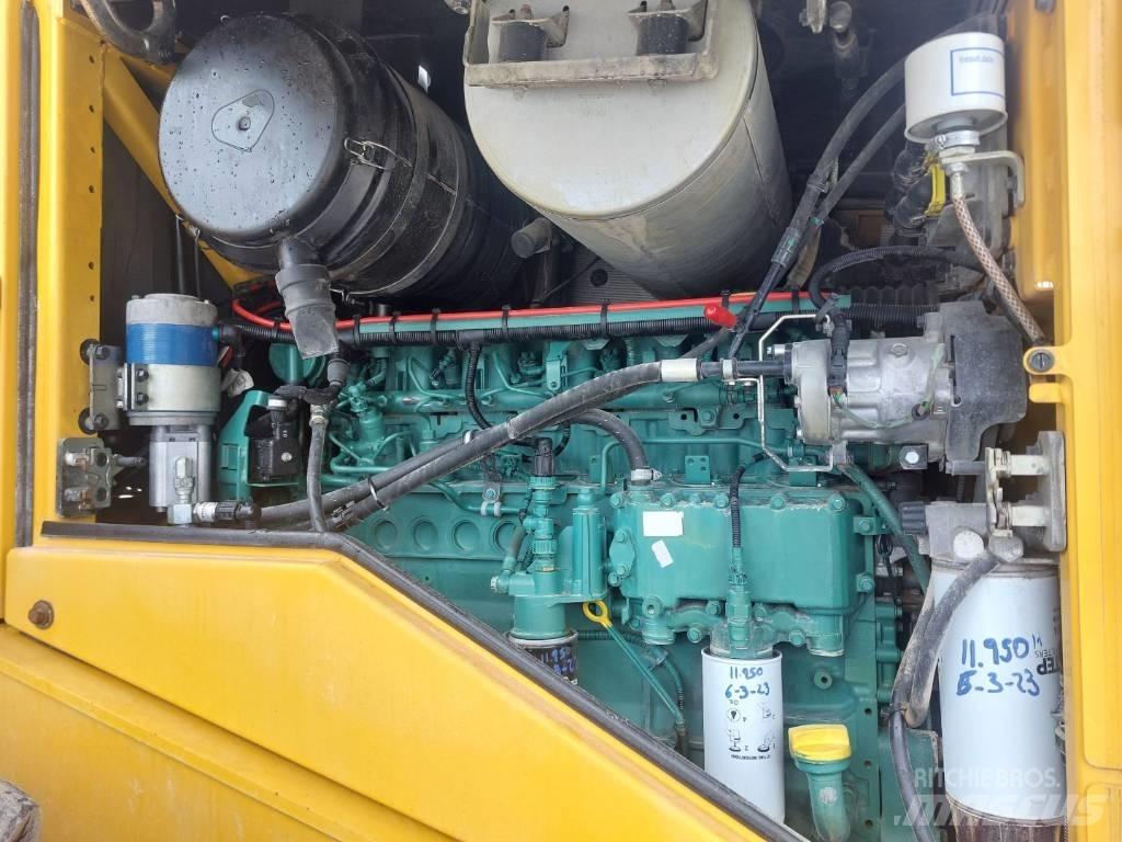 Volvo L 110 F لوادر بعجل