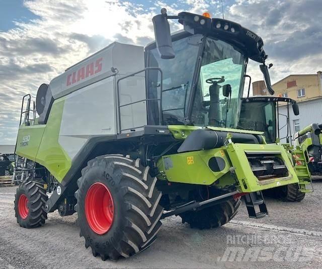 CLAAS TRION 530 حصادات