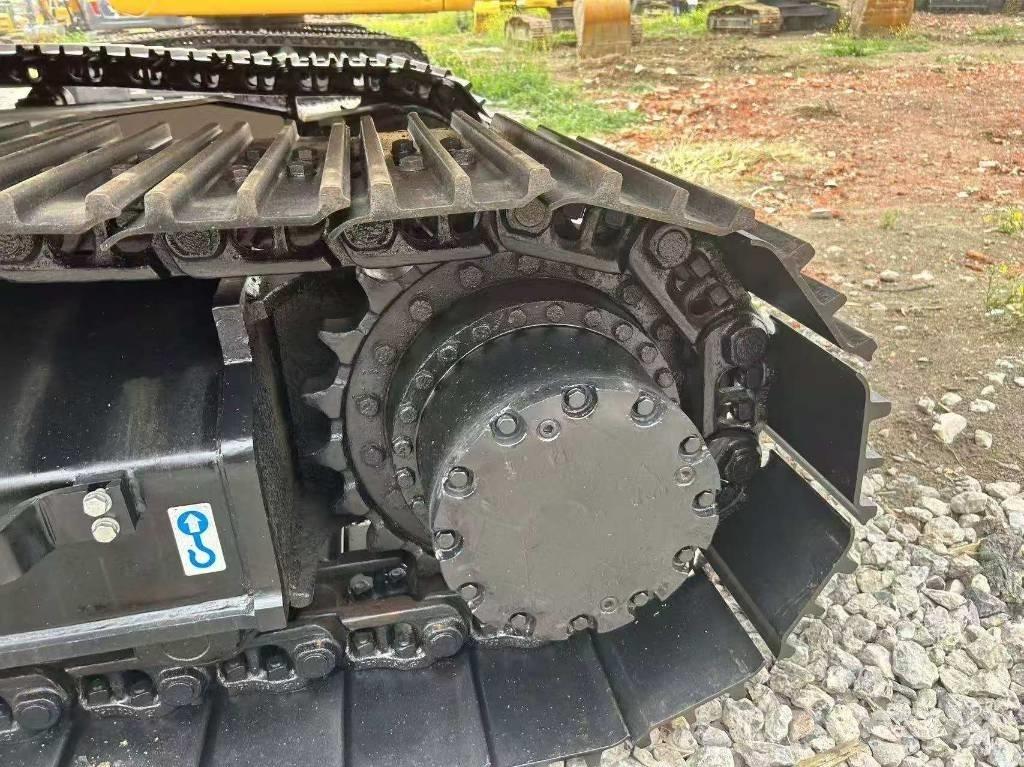 Hitachi ZX 200 حفارات زحافة