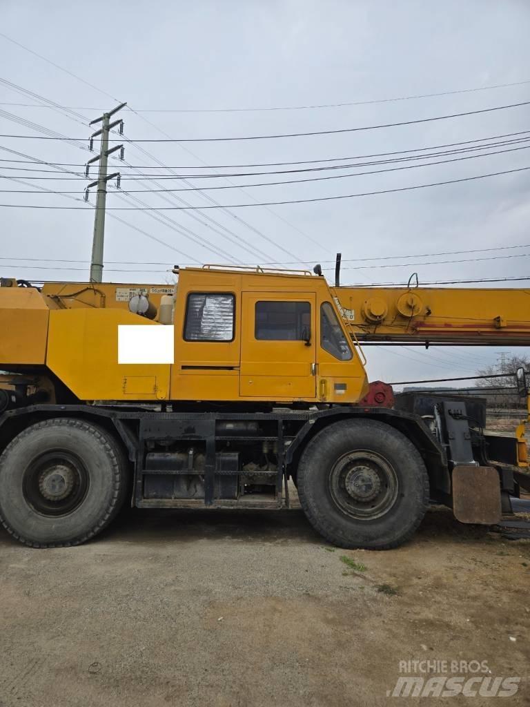Tadano TR 250 M-5 رافعات الطرق الوعرة