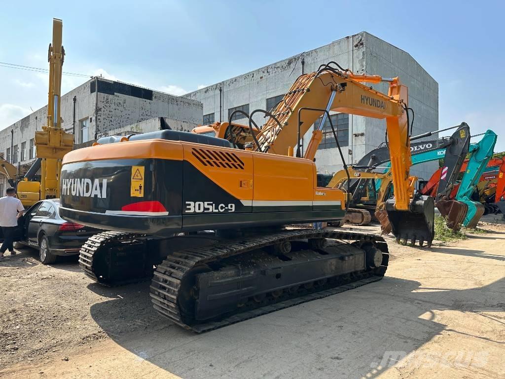 Hyundai R305LC-9 حفارات زحافة