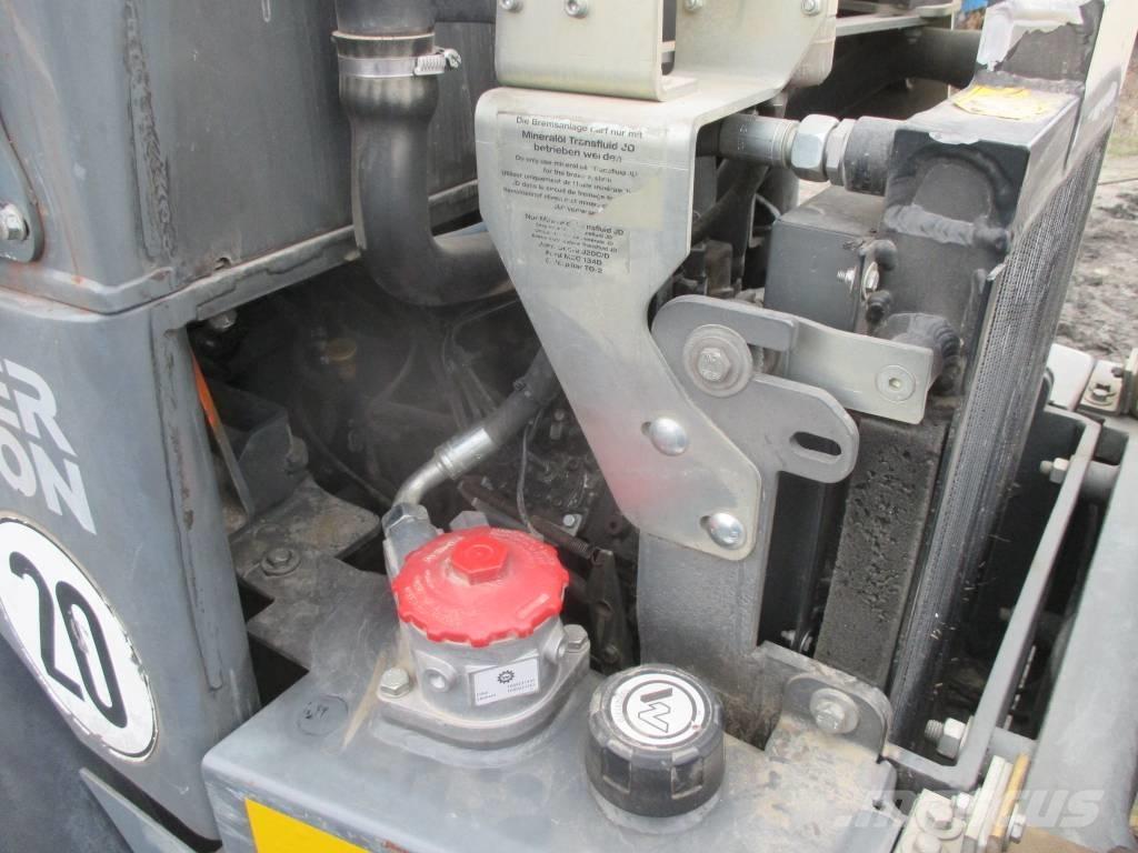 Wacker Neuson WL 25 لوادر بعجل