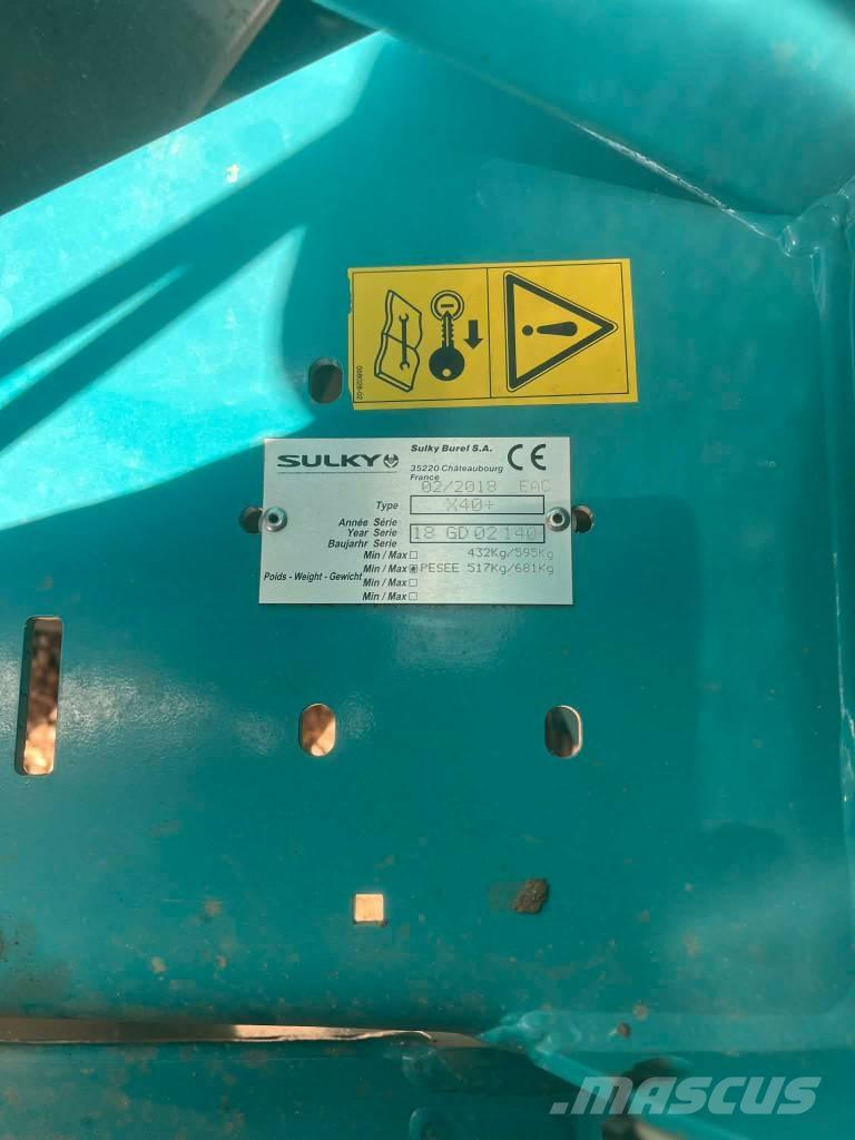 Sulky X40+ معدات توزيع السماد العضوي