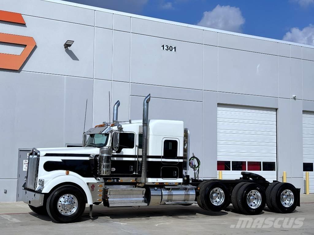 Kenworth W 900 وحدات الجر