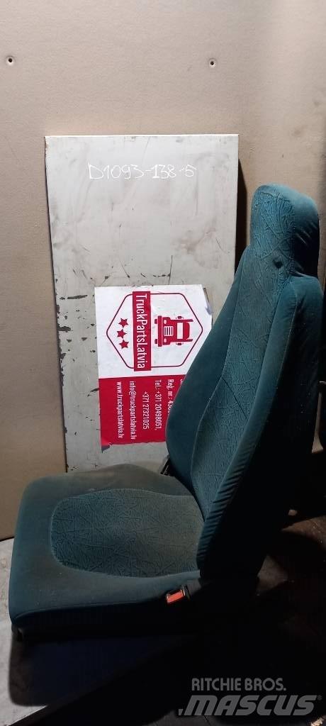 DAF LF 45.    1704098 كابينة والداخلية