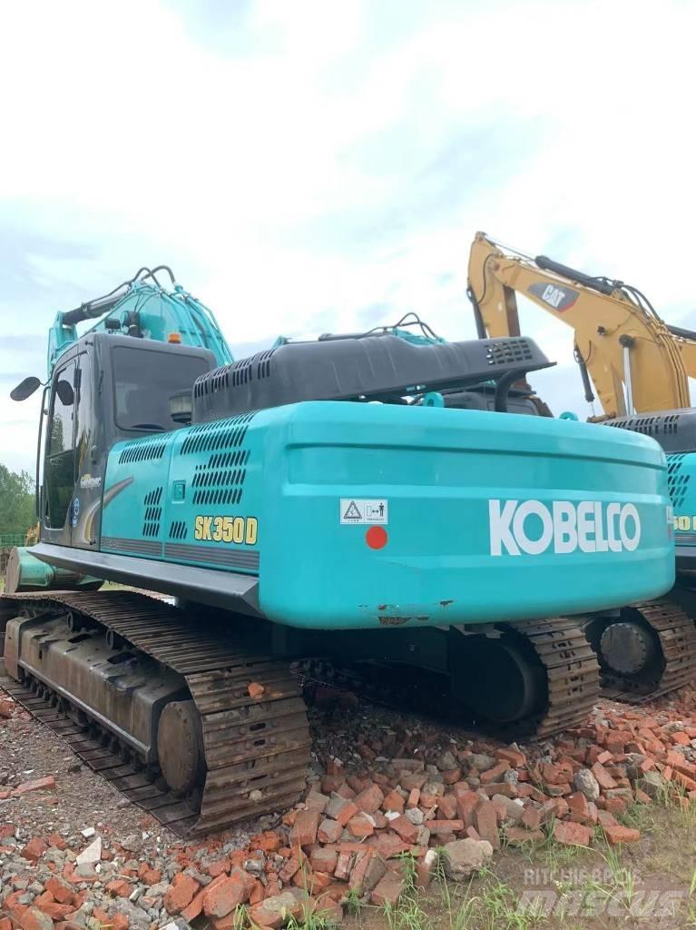 Kobelco SK 330 حفارات زحافة