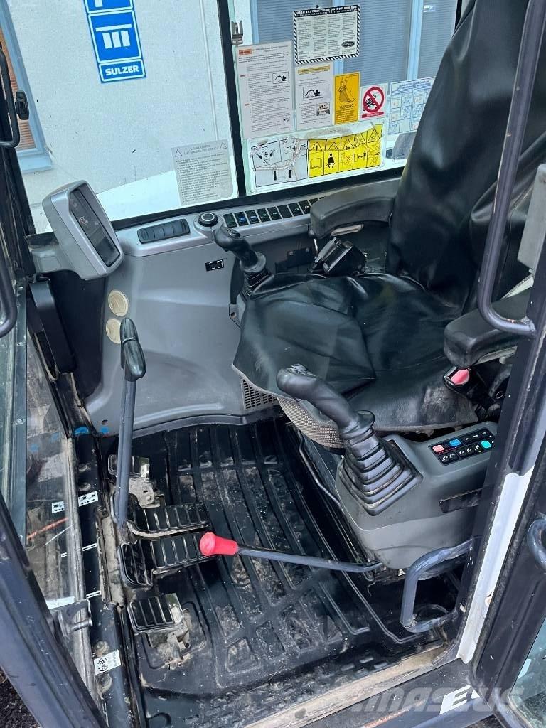 Bobcat E 60 حفارات صغيرة أقل من 7 طن (حفارات صغيرة)