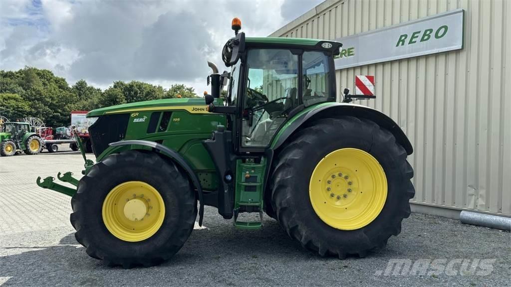 John Deere 6R195 الجرارات