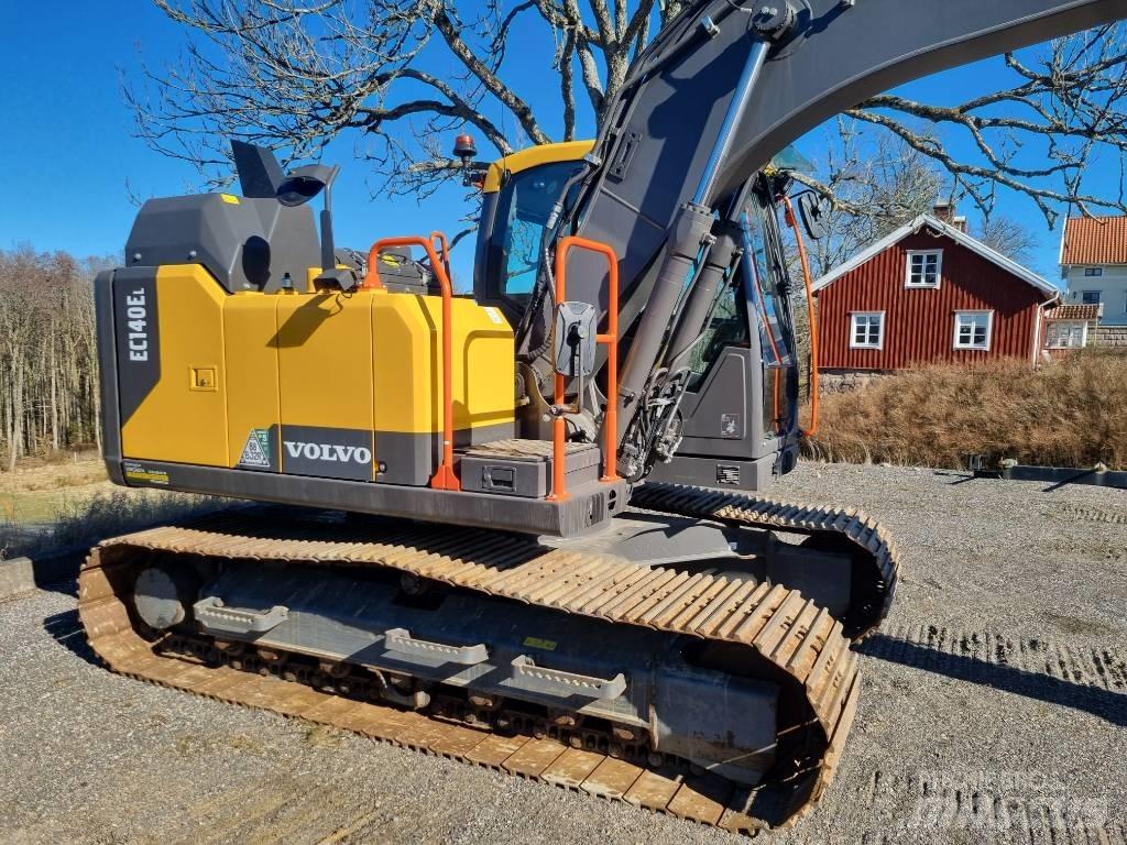 Volvo EC 140 EL حفارات زحافة